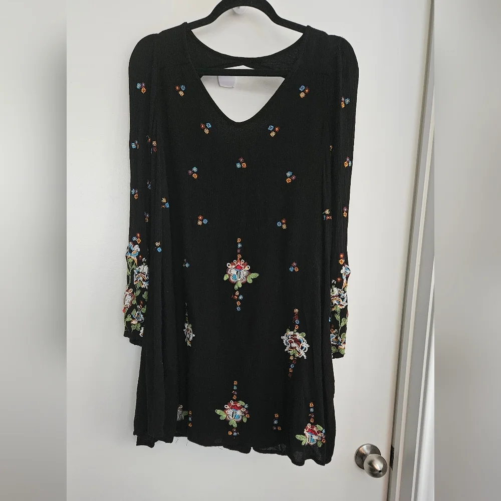 Free People XS Boho Black Oxford W/Embroidered Floral Swing Mini Dress
